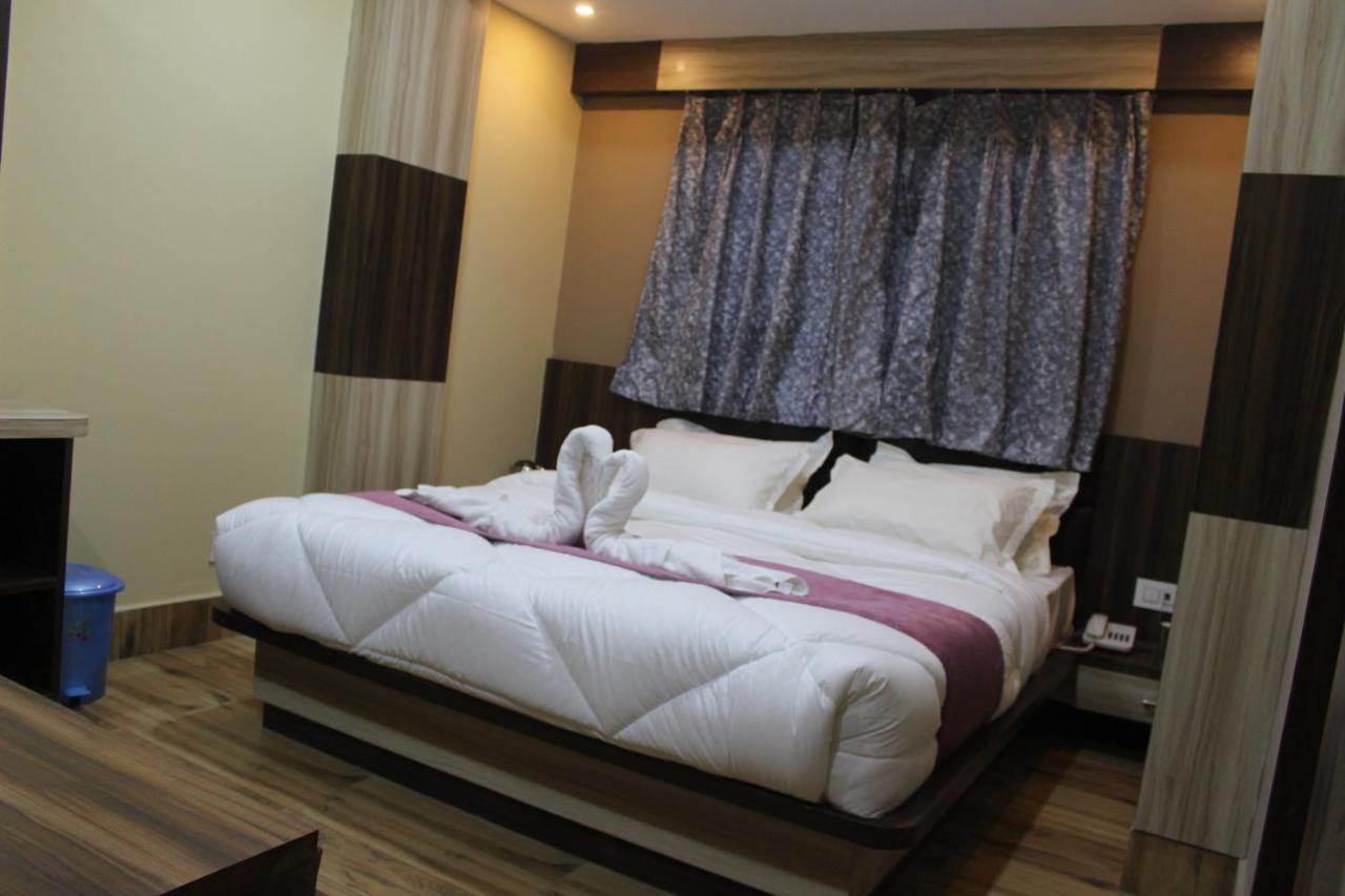 Hotel Oak Namchi ภายนอก รูปภาพ