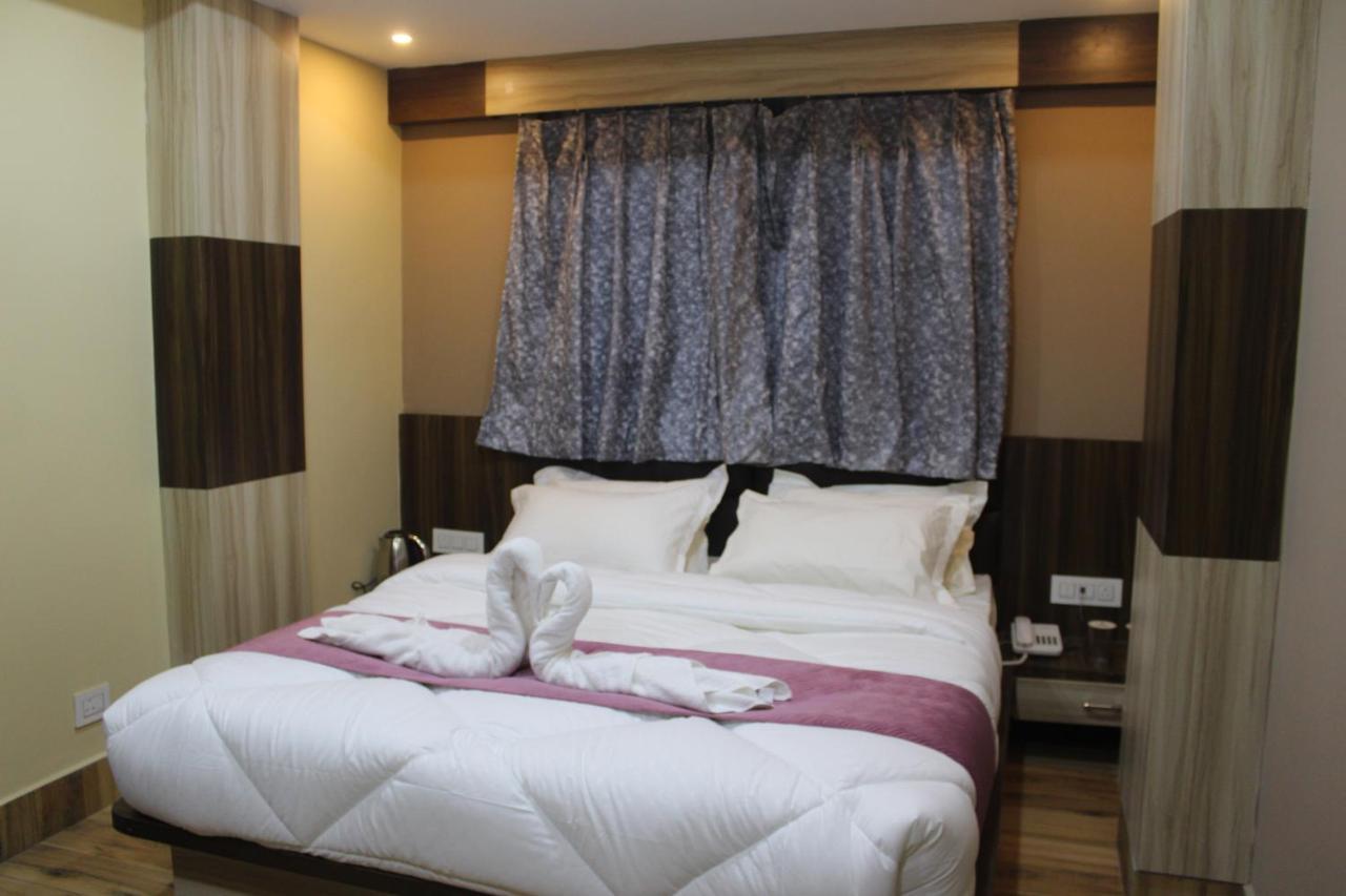 Hotel Oak Namchi ภายนอก รูปภาพ